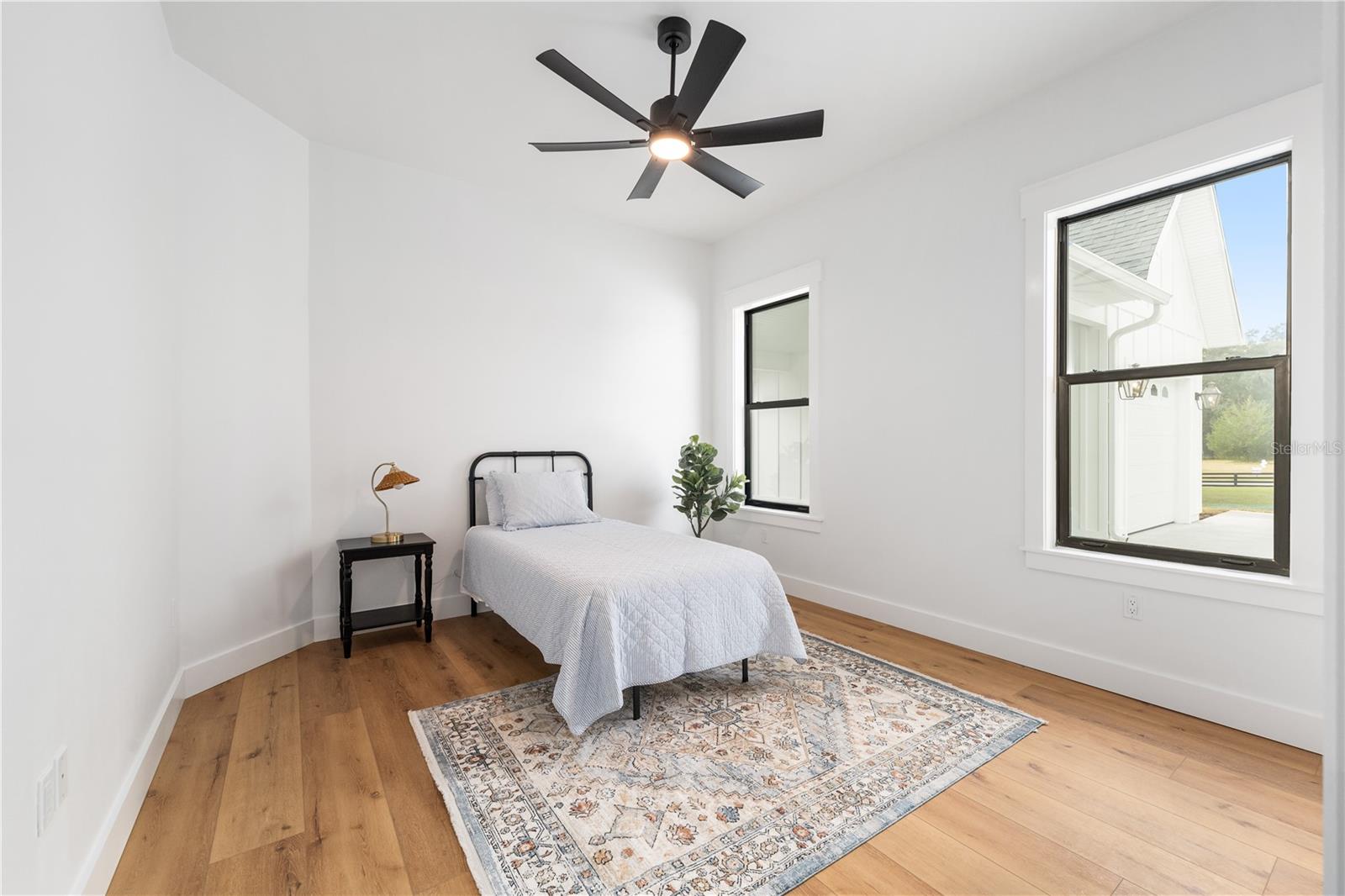 BARRINGTON PB 38 PG 85 - Residential Lease