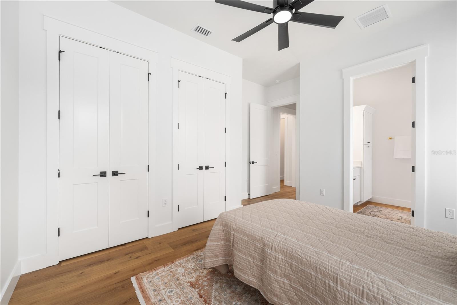 BARRINGTON PB 38 PG 85 - Residential Lease