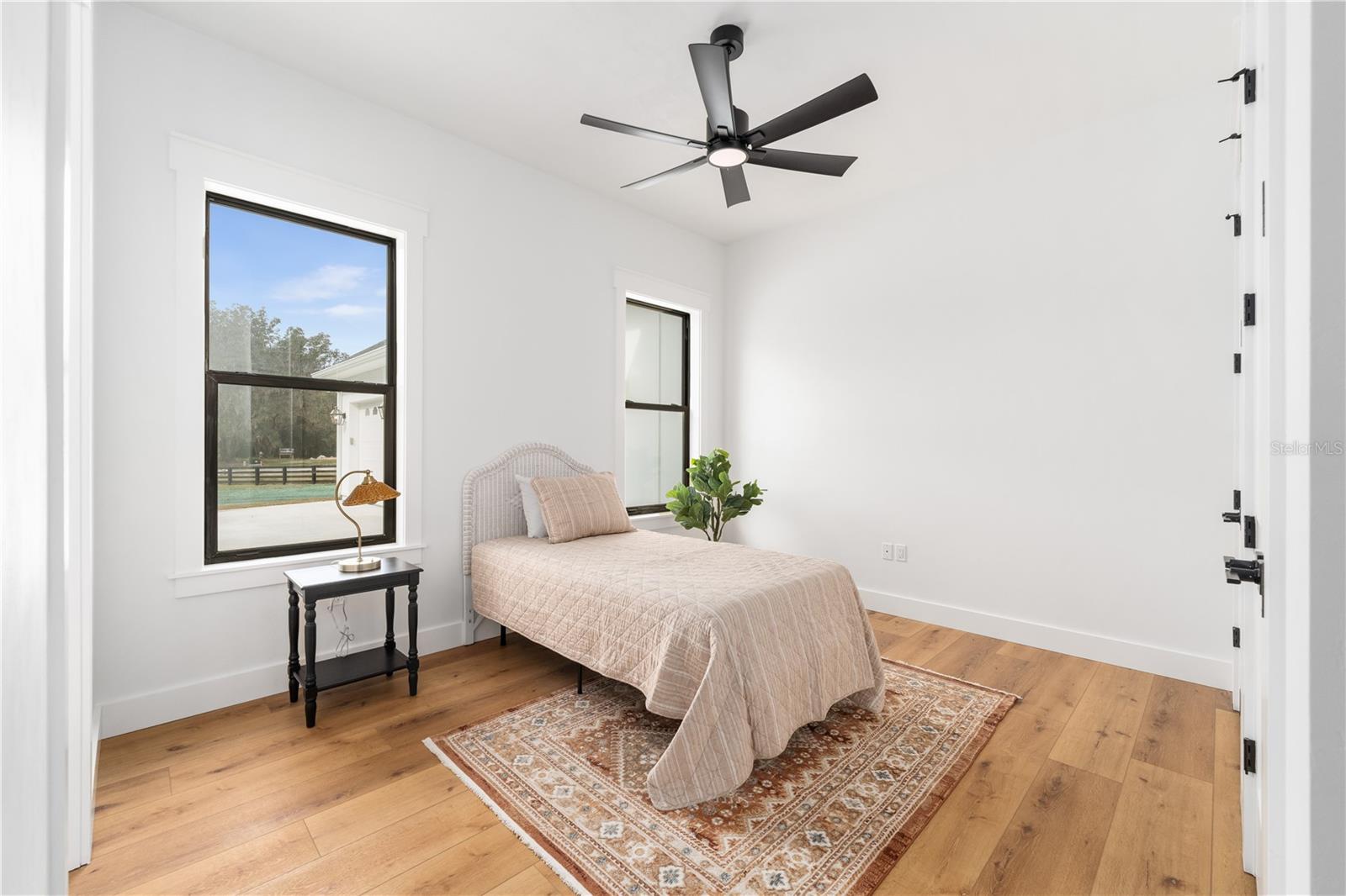 BARRINGTON PB 38 PG 85 - Residential Lease