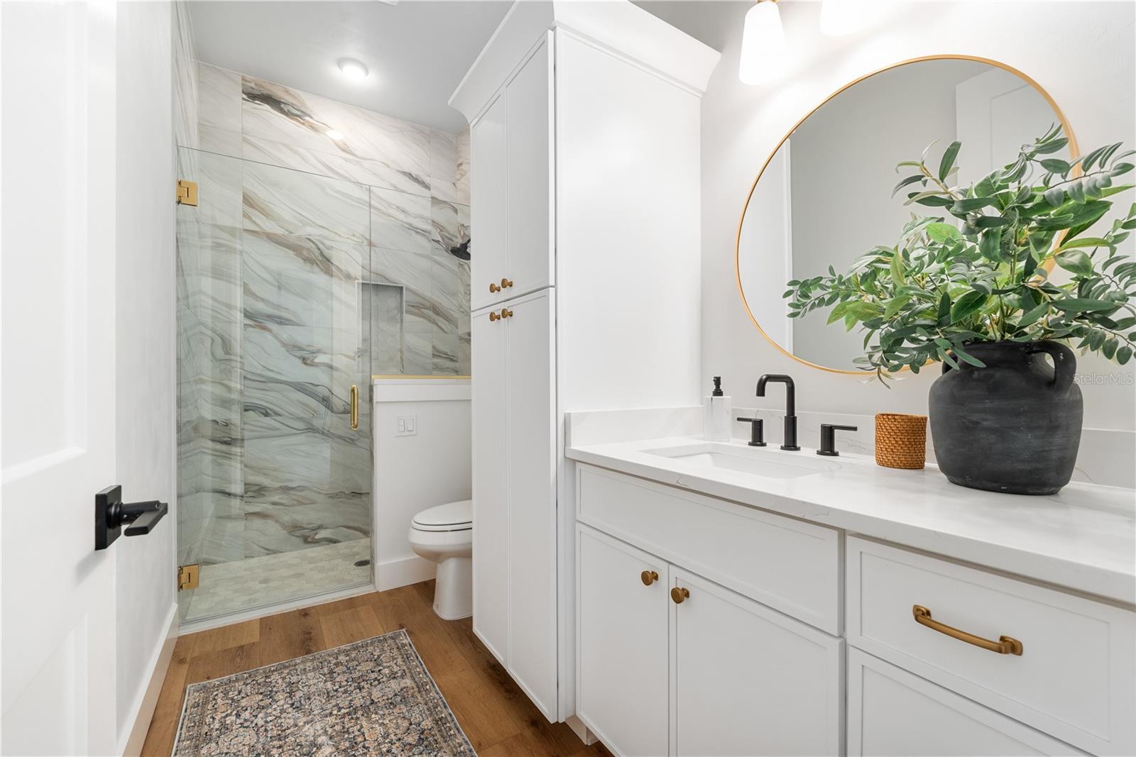 BARRINGTON PB 38 PG 85 - Residential Lease