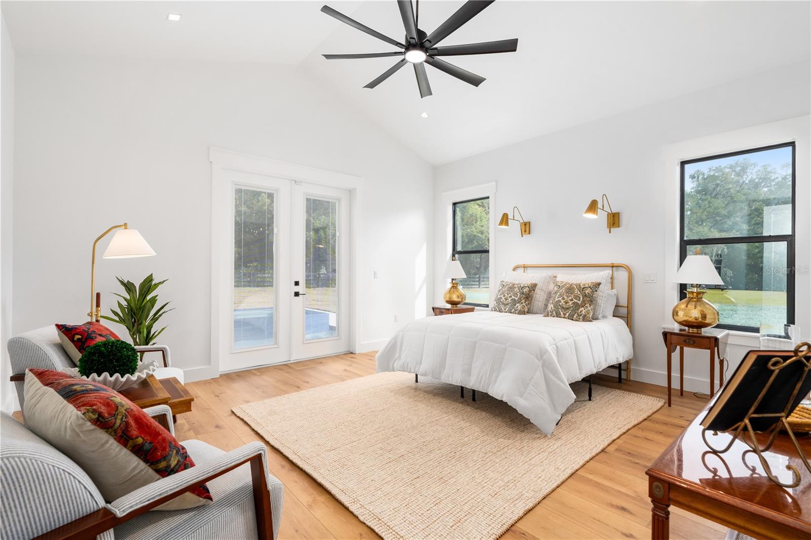 BARRINGTON PB 38 PG 85 - Residential Lease