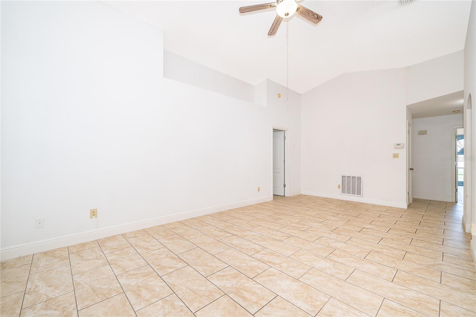 INDIAN WELLS UNIT 7 - Residential