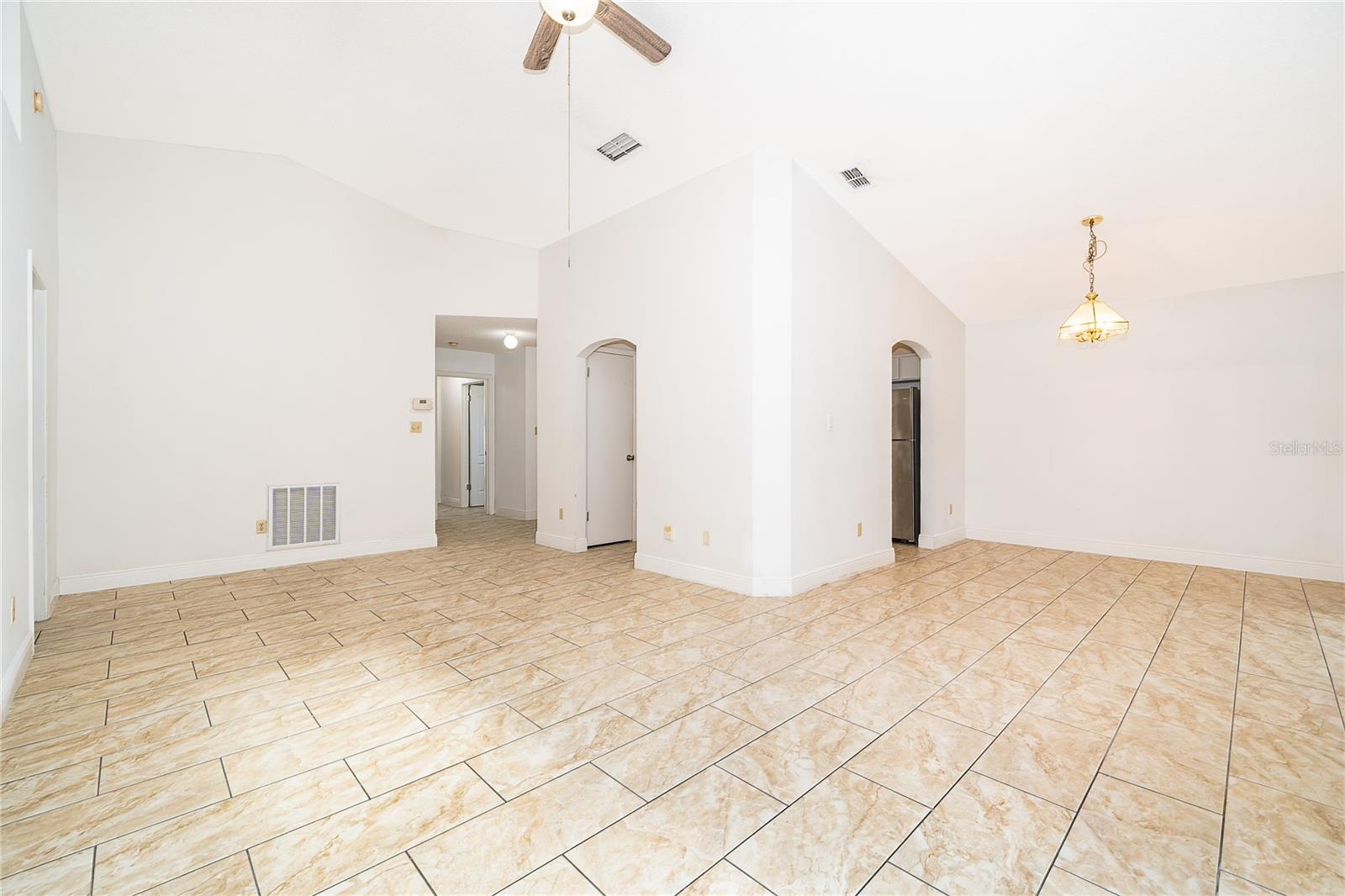 INDIAN WELLS UNIT 7 - Residential