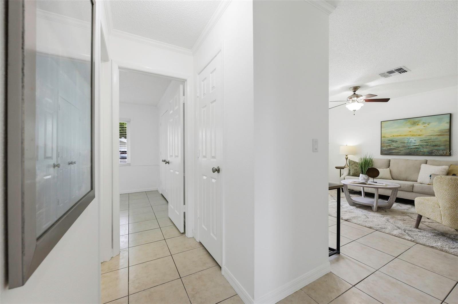 LAKES UNIT II PH I SEC I THE - Residential
