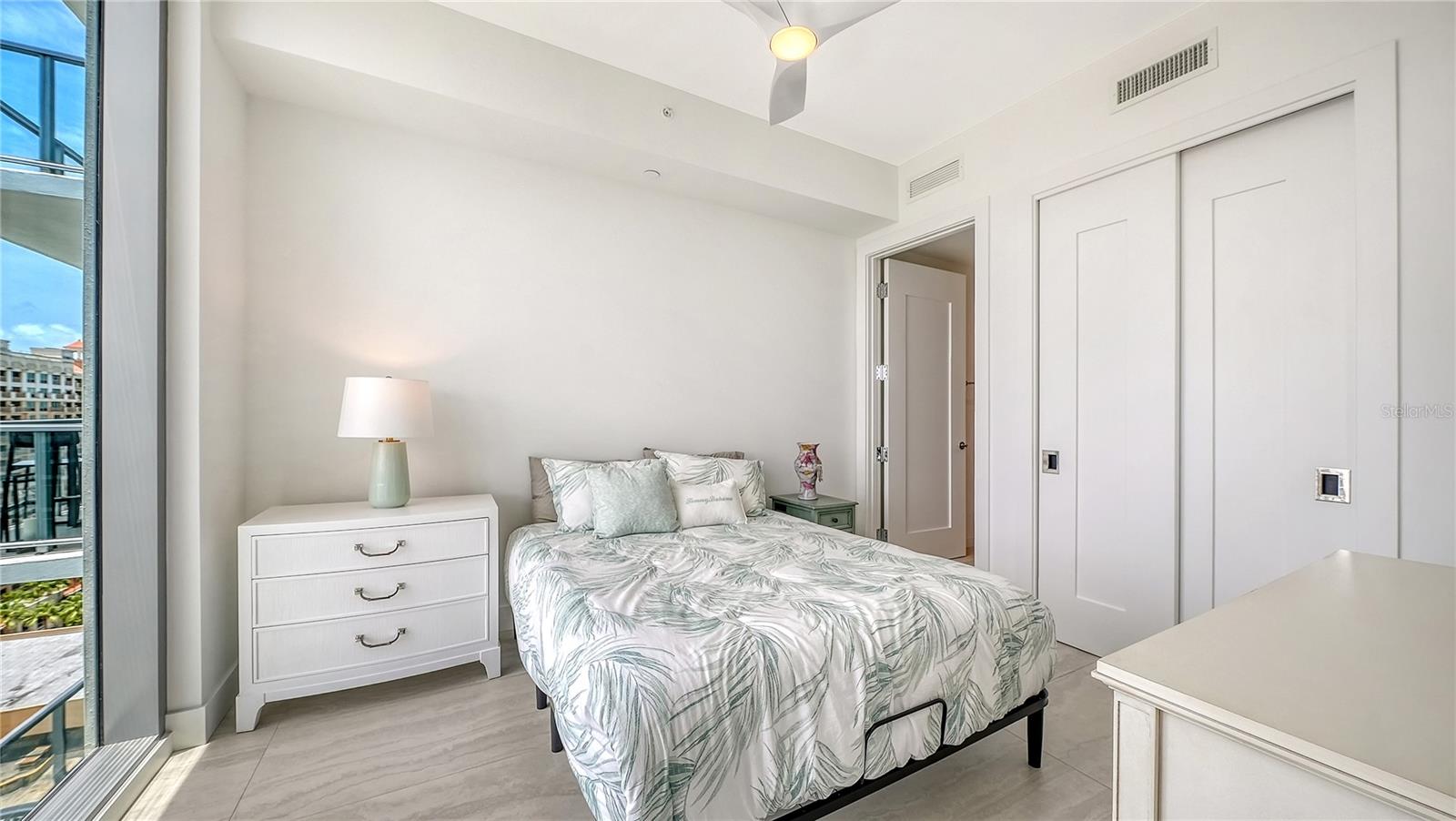 BAYSO CONDO - Residential