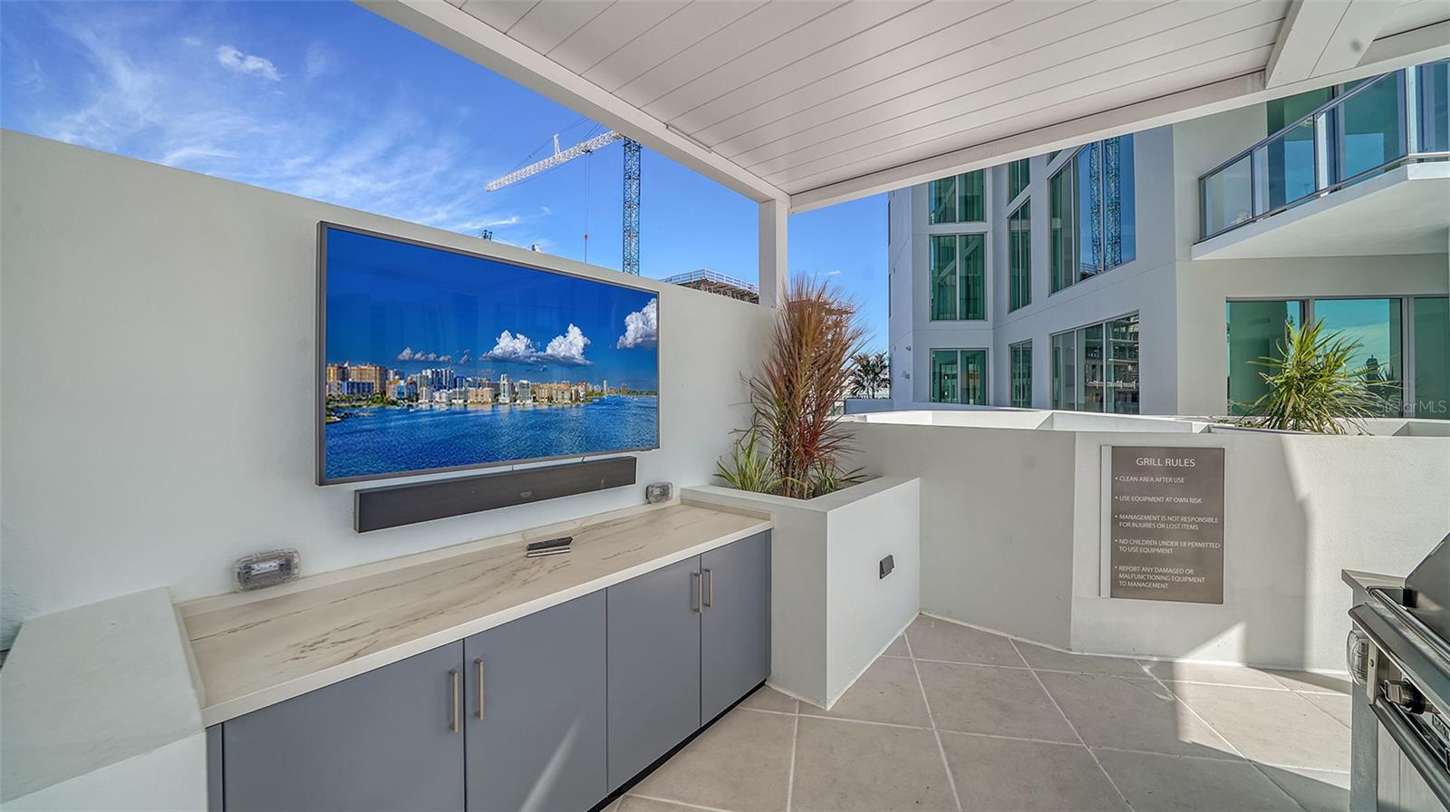 BAYSO CONDO - Residential