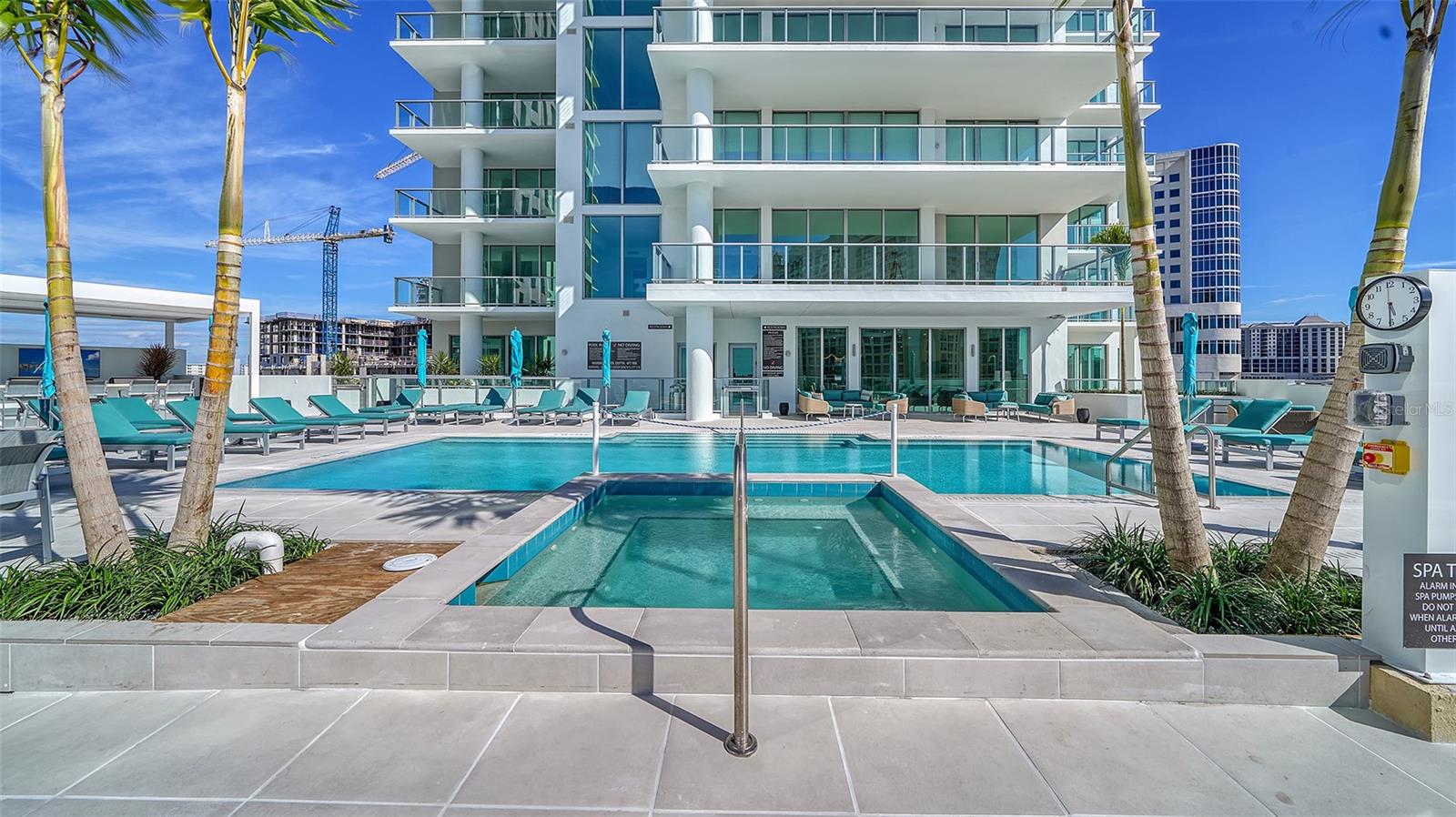 BAYSO CONDO - Residential