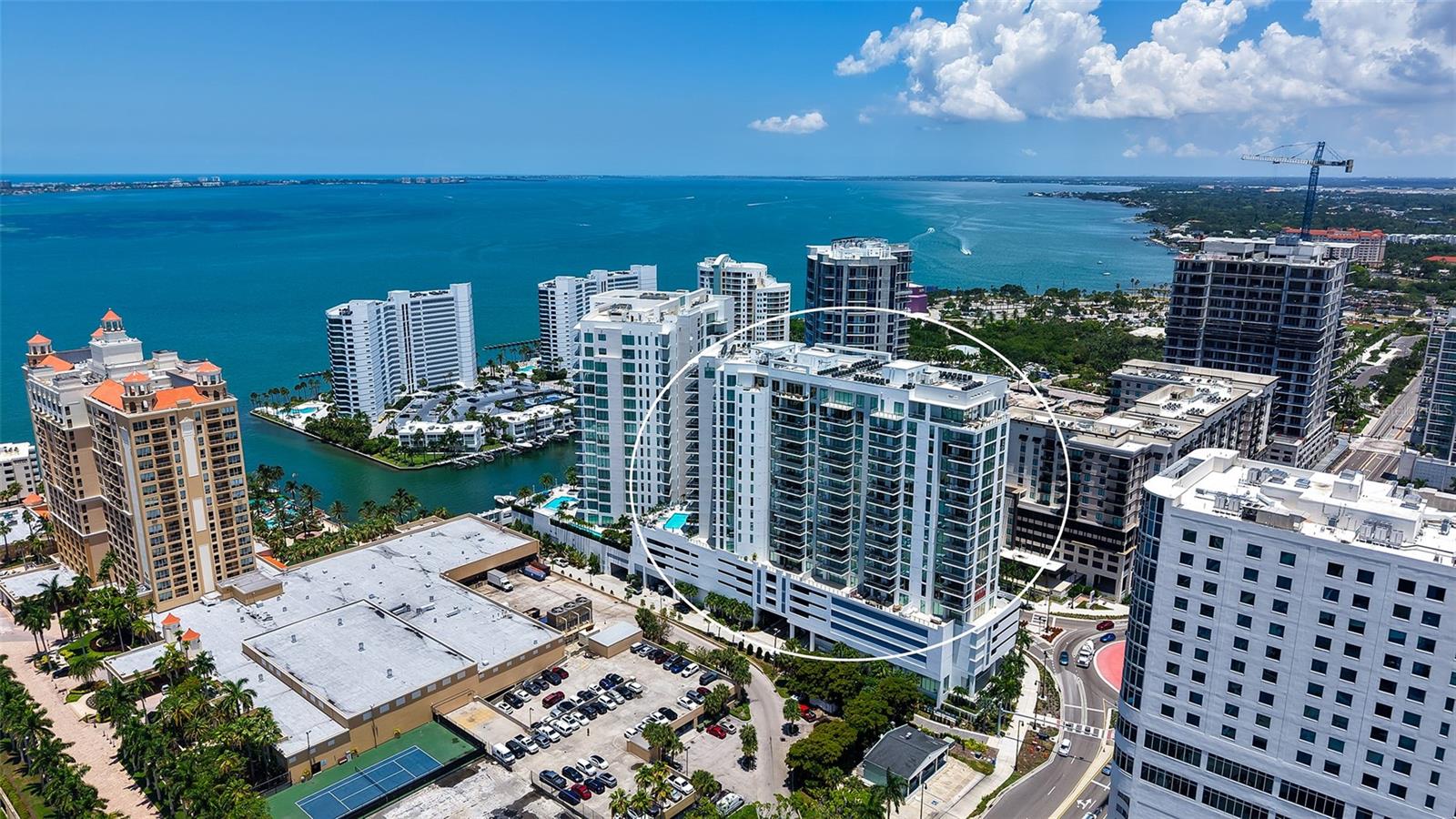 BAYSO CONDO - Residential