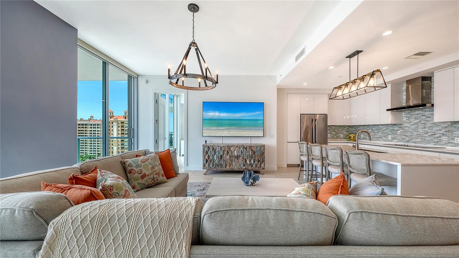 BAYSO CONDO - Residential