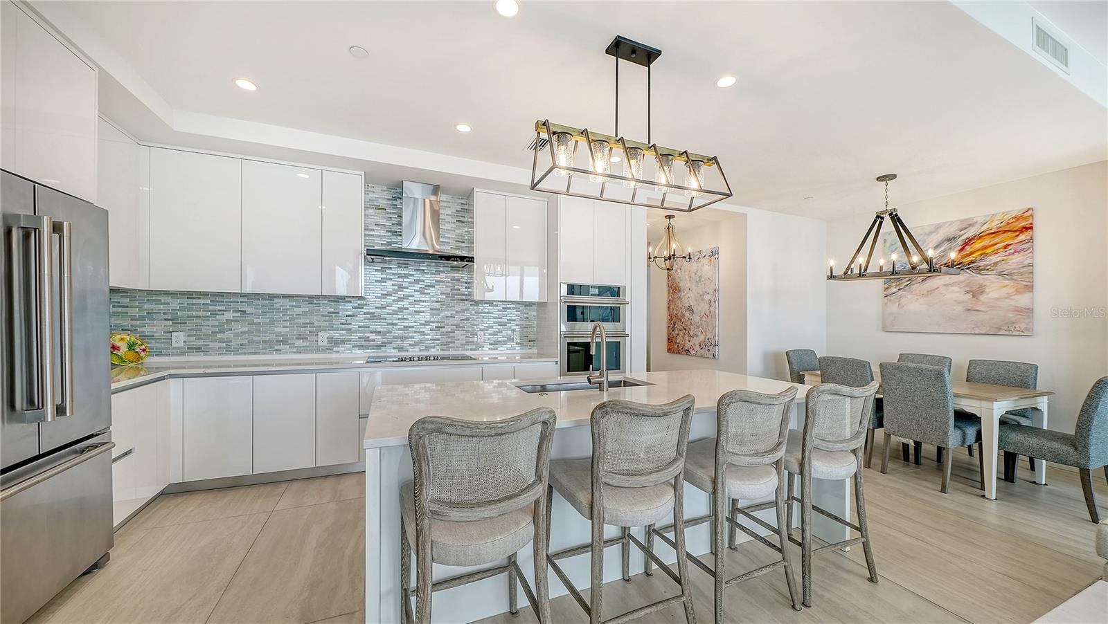 BAYSO CONDO - Residential