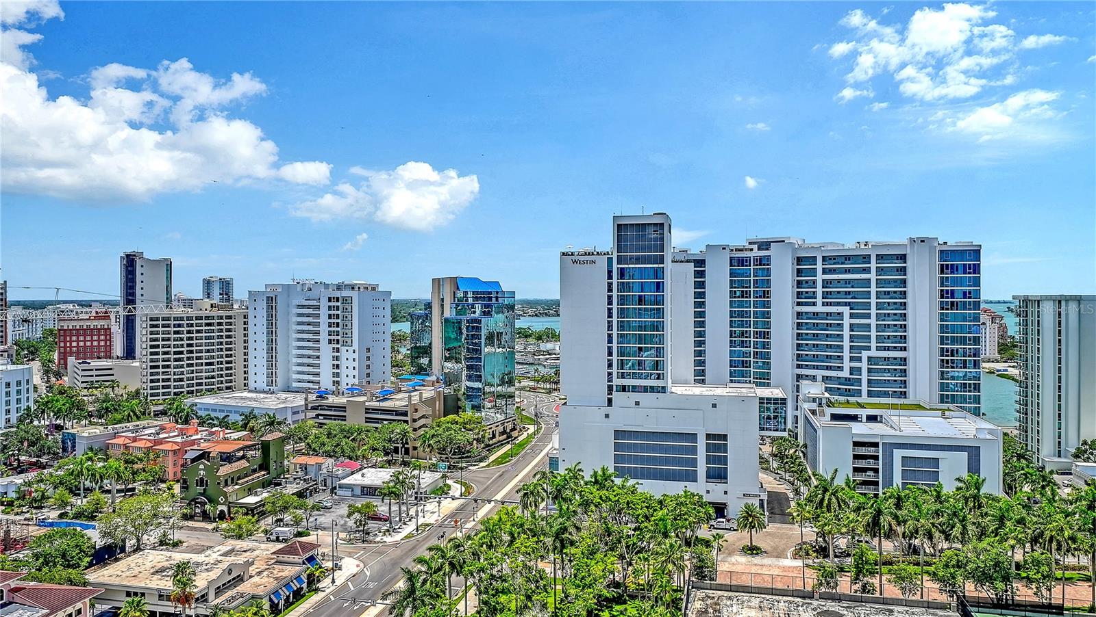 BAYSO CONDO - Residential