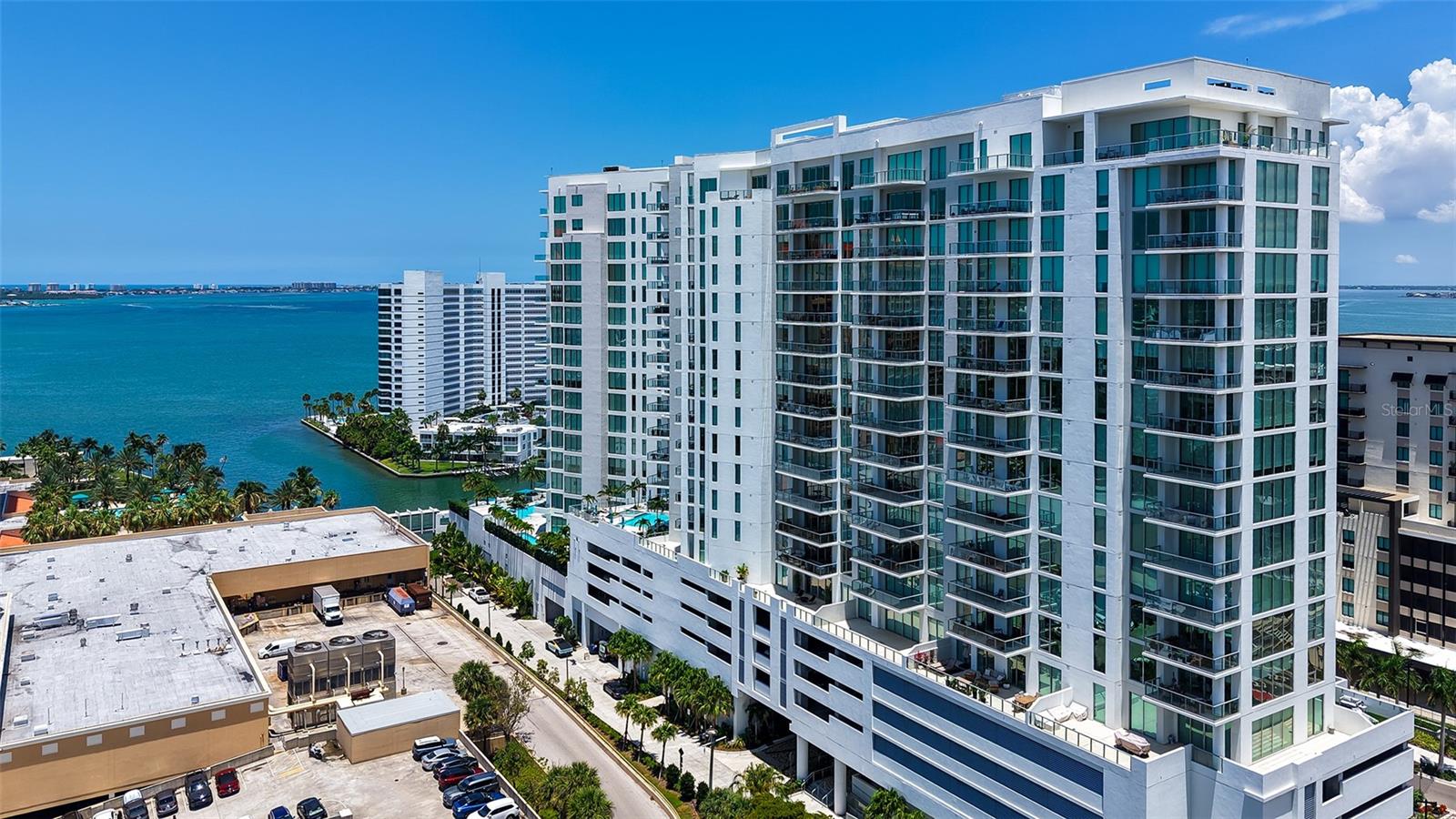 BAYSO CONDO - Residential
