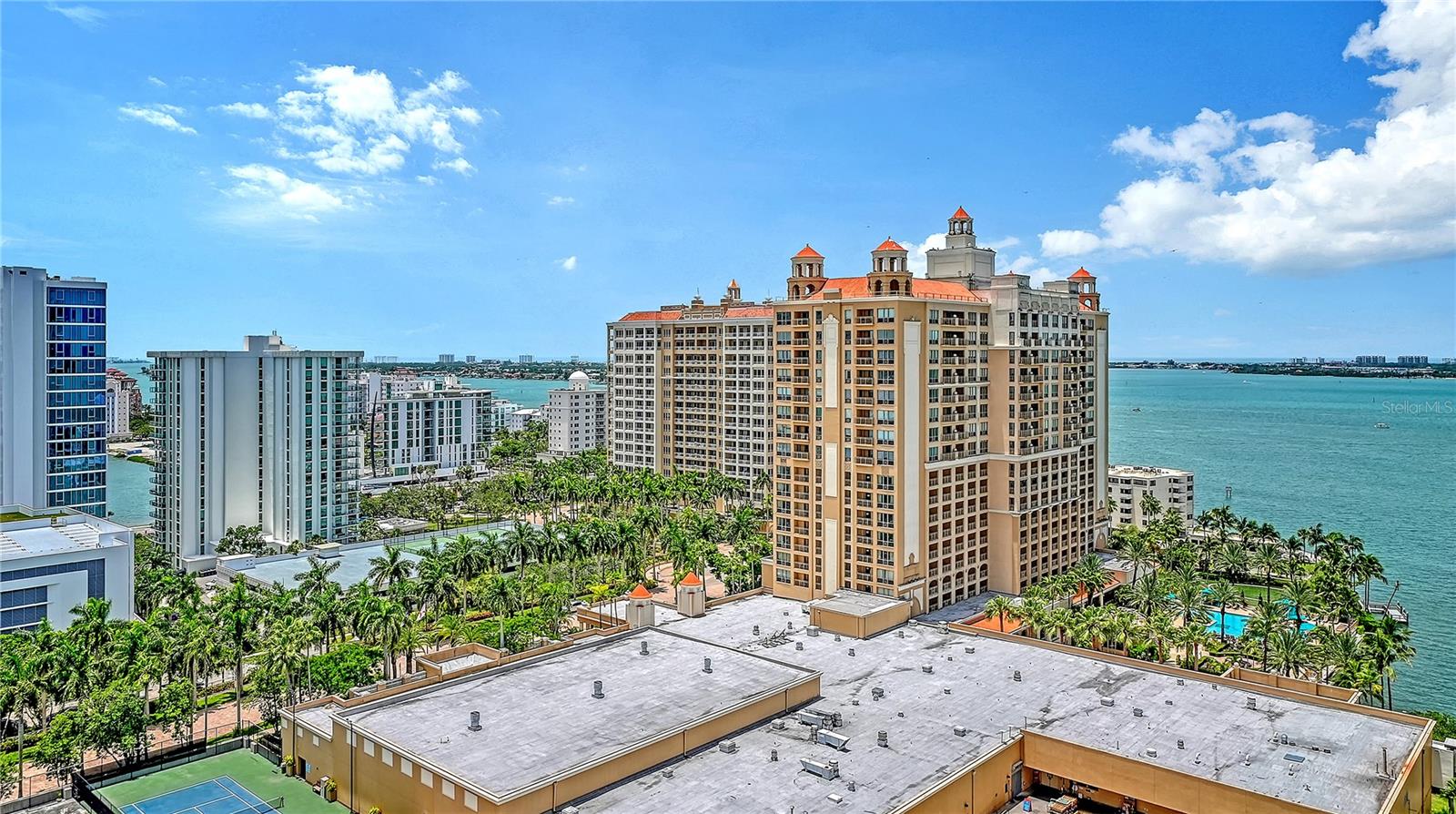 BAYSO CONDO - Residential