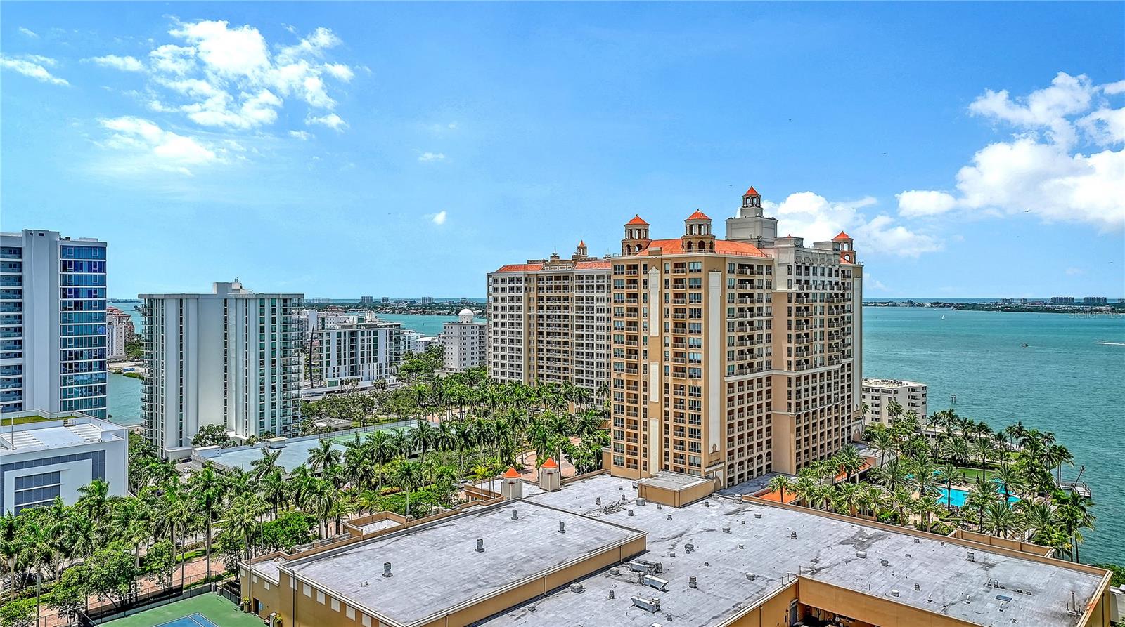 BAYSO CONDO - Residential