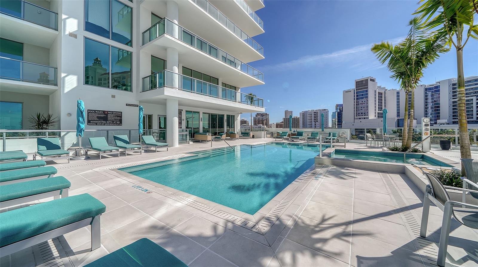 BAYSO CONDO - Residential