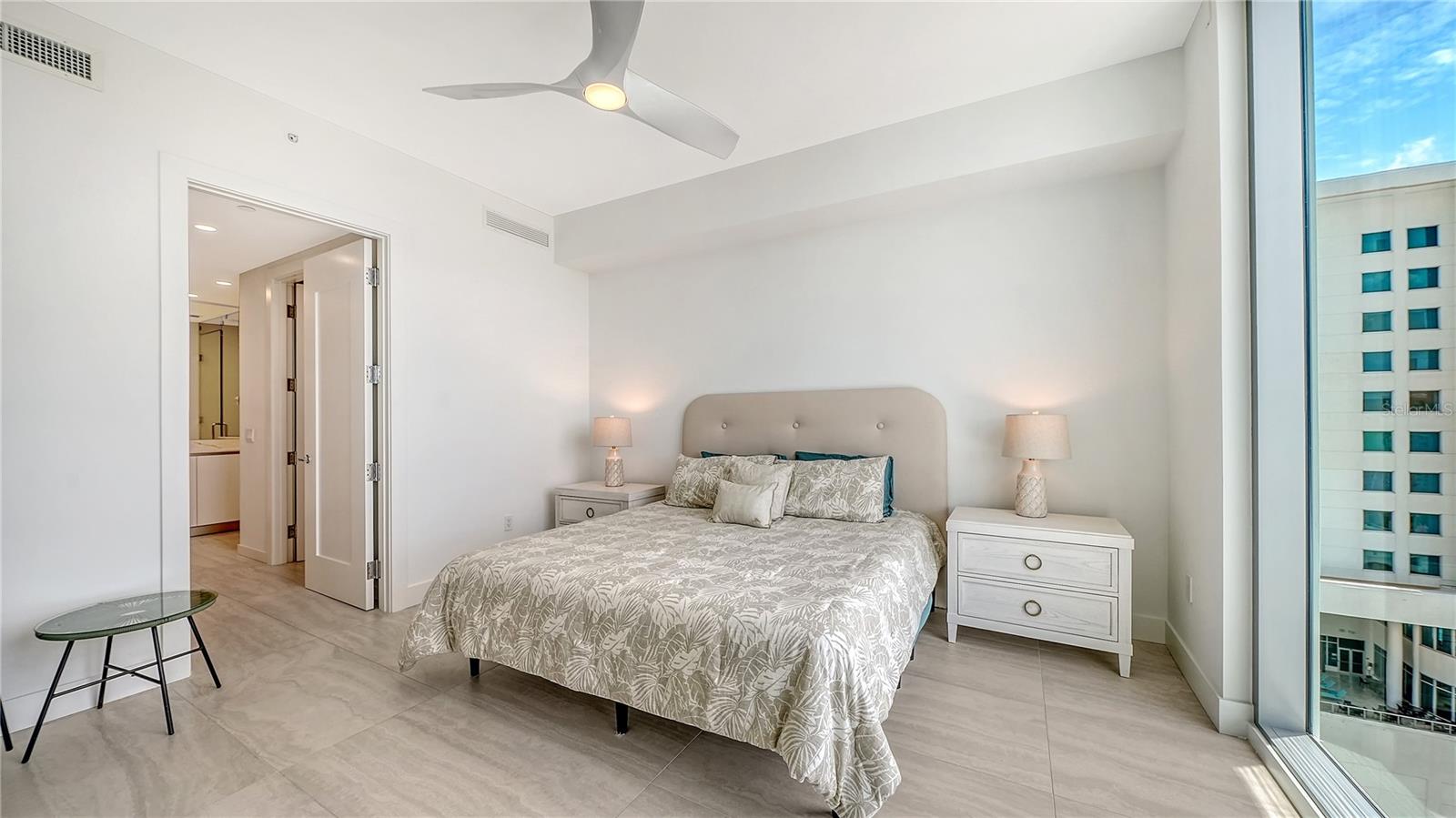 BAYSO CONDO - Residential