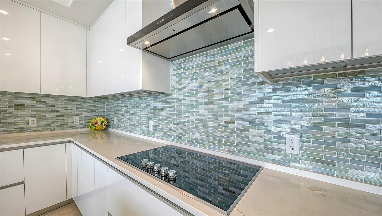 BAYSO CONDO - Residential