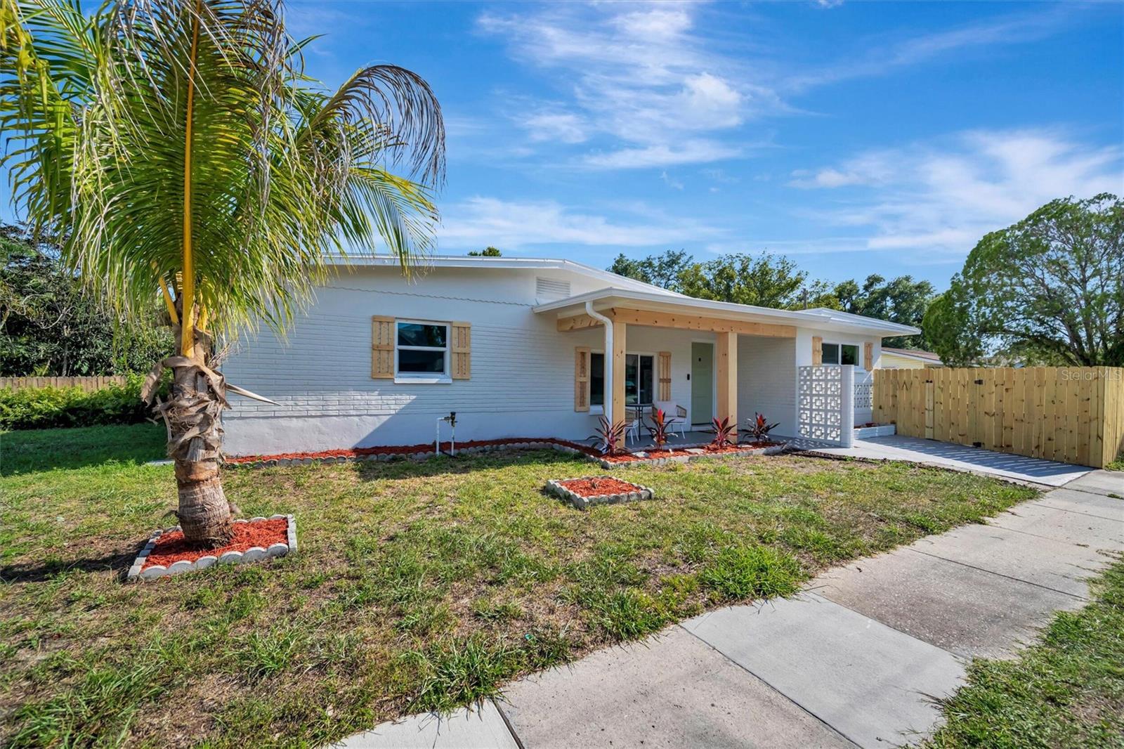 CLEAR VISTA - Residential