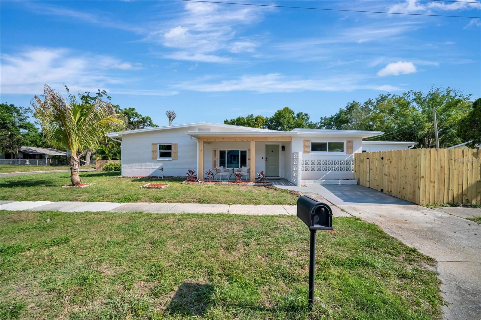 CLEAR VISTA - Residential