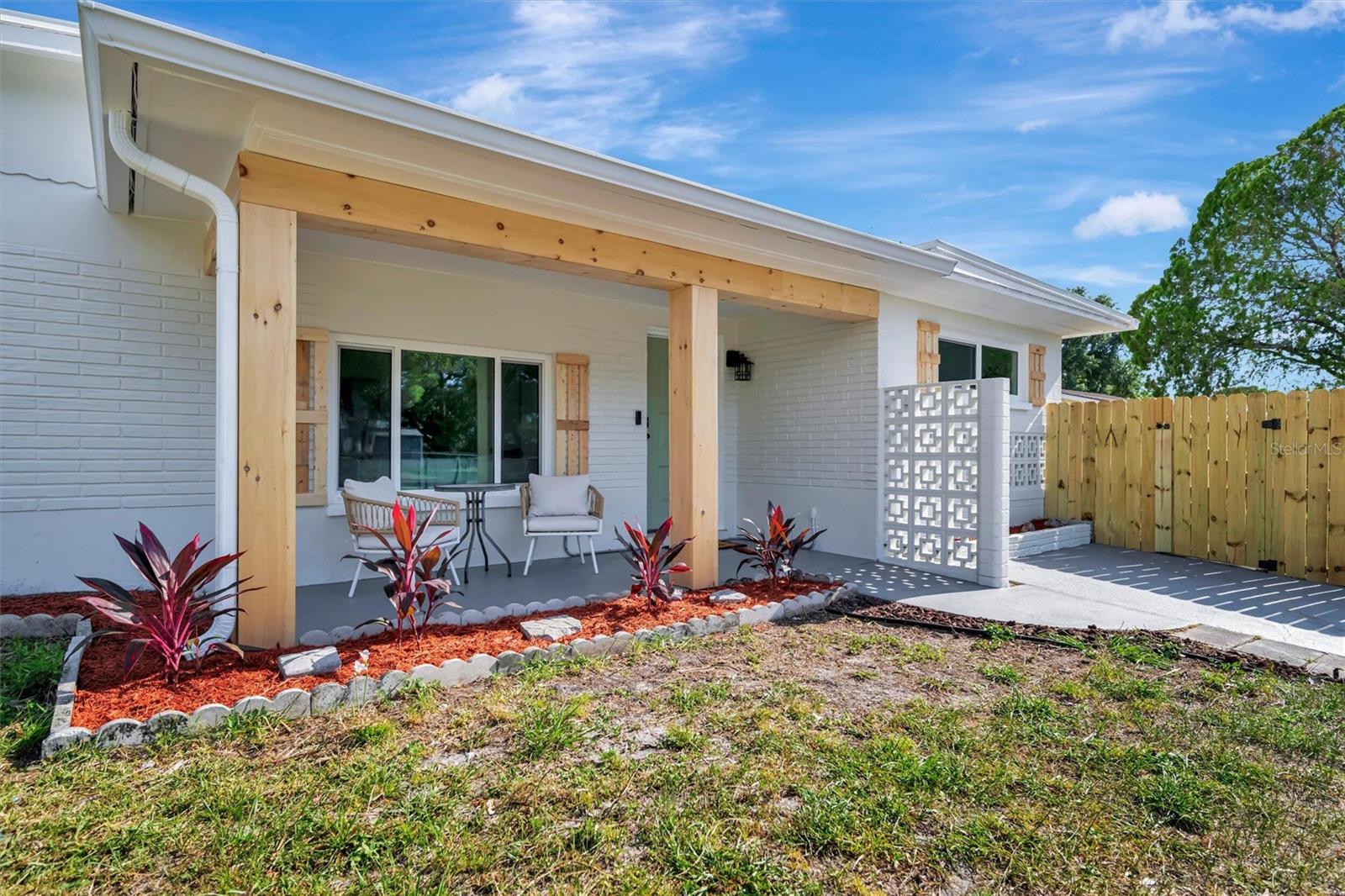CLEAR VISTA - Residential