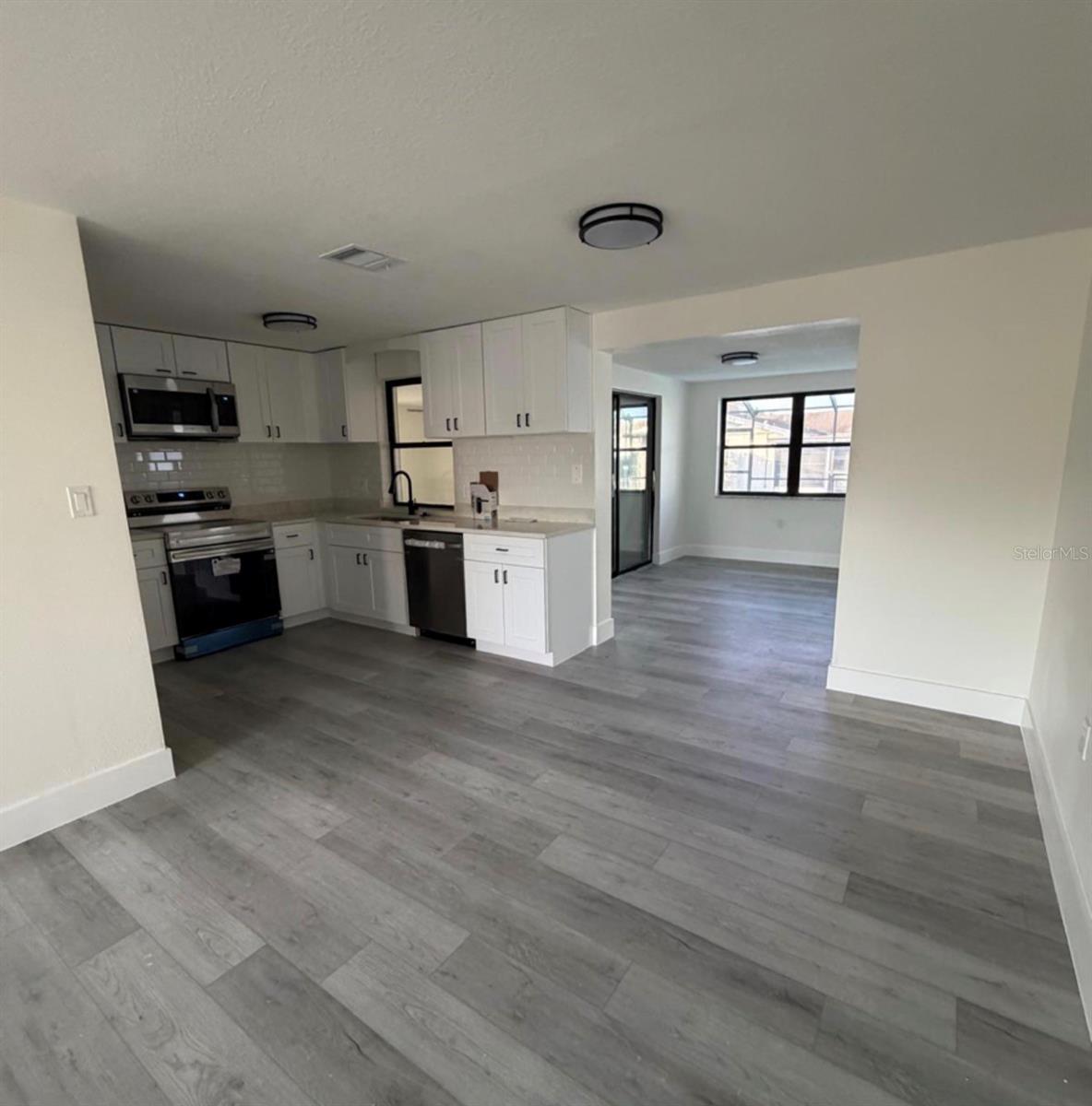 HOLIDAY LAKE ESTATES - Residential