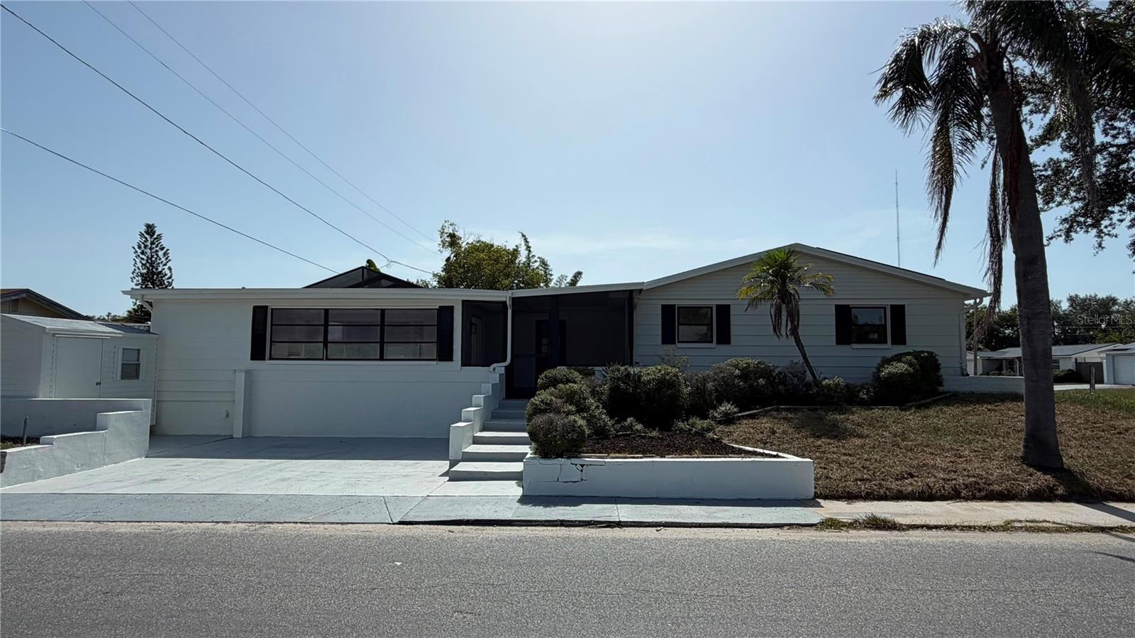 HOLIDAY LAKE ESTATES - Residential