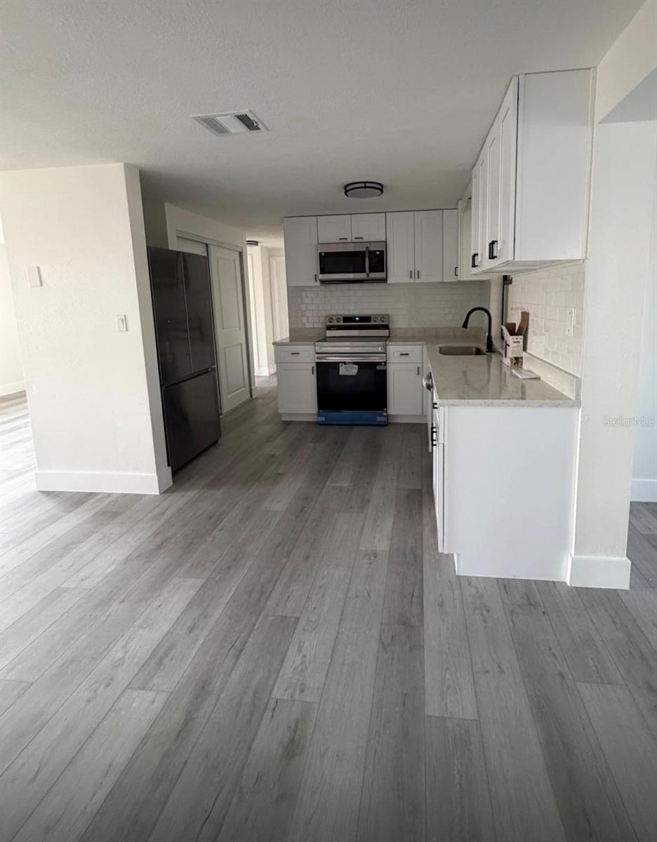 HOLIDAY LAKE ESTATES - Residential