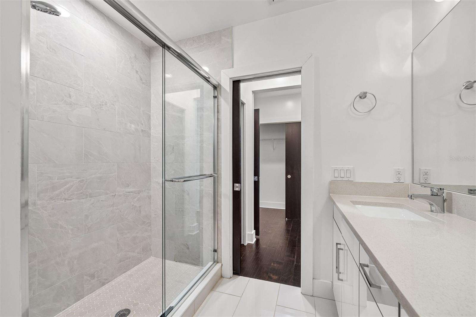 SWOOPE PARK - Residential