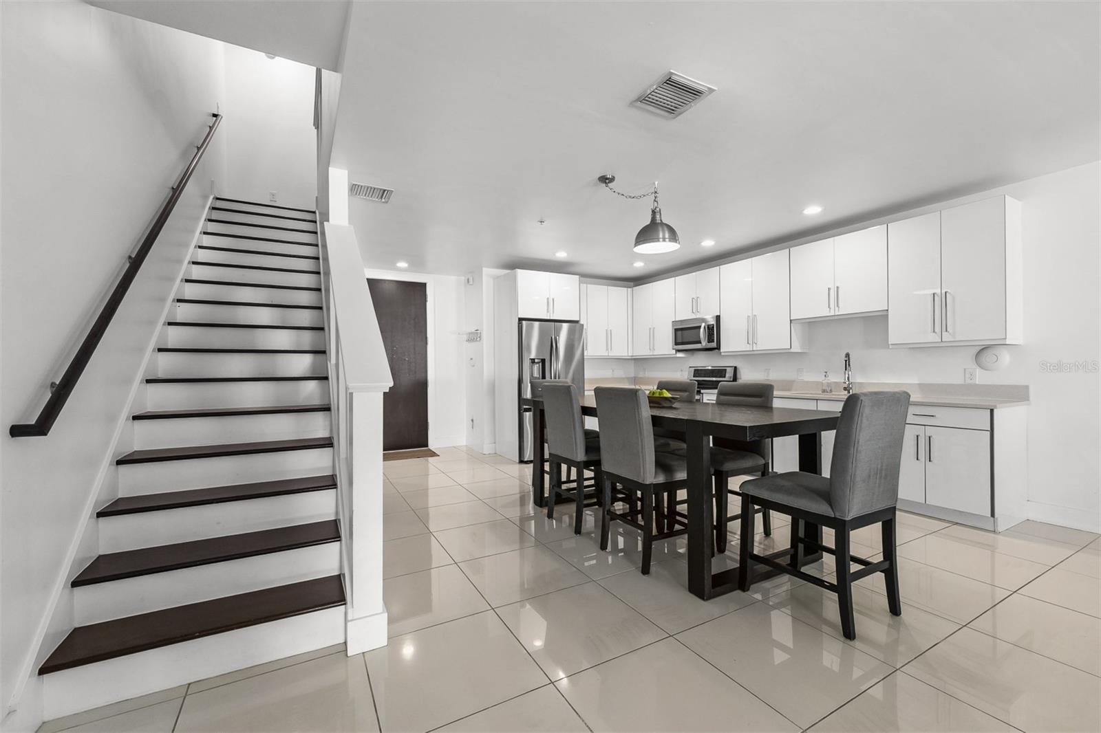 SWOOPE PARK - Residential