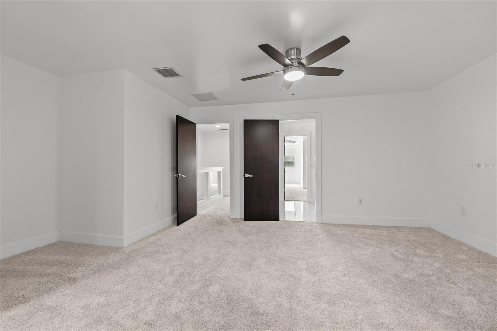 SWOOPE PARK - Residential
