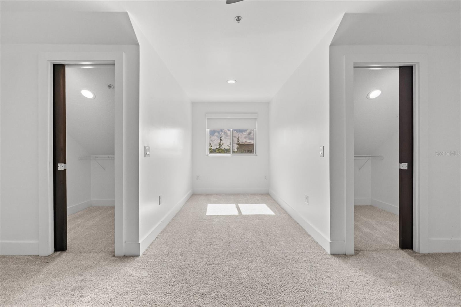 SWOOPE PARK - Residential