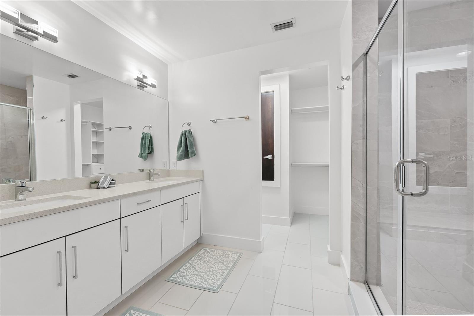 SWOOPE PARK - Residential