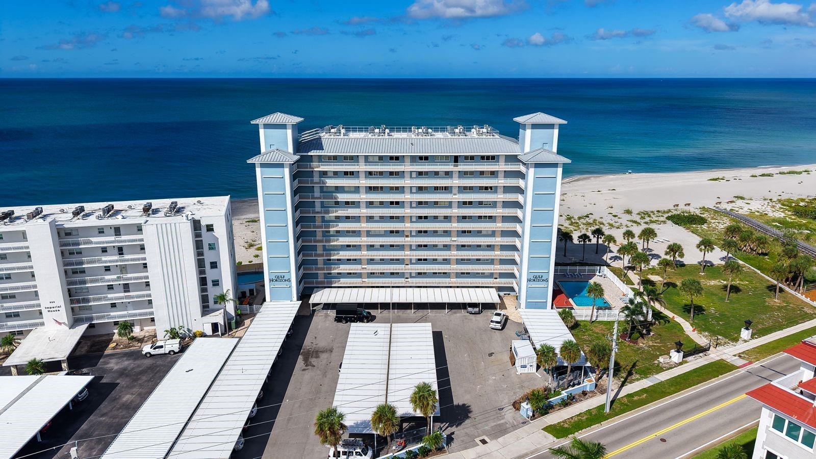 GULF HORIZONS - Residential