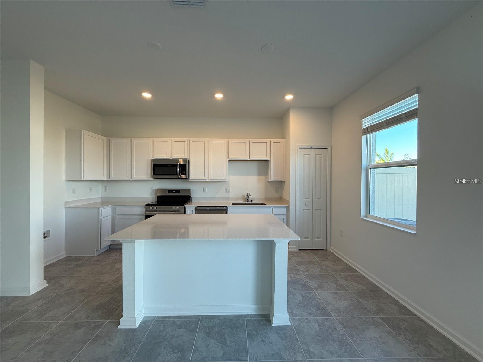WESTVIEW PH 1B & 2 POD A - Residential Lease