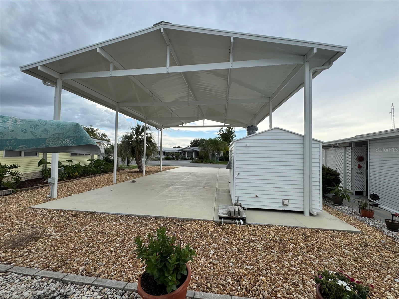 AMERICAN CONDOMINIUM PARKS-ZEPHYRHILLS - Land