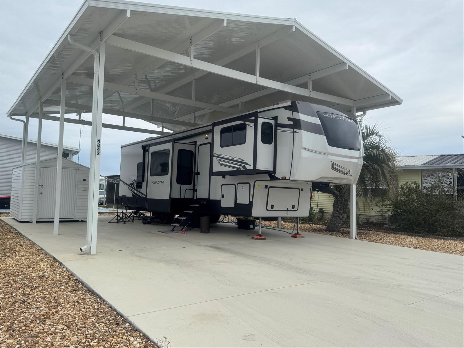 AMERICAN CONDOMINIUM PARKS-ZEPHYRHILLS - Land