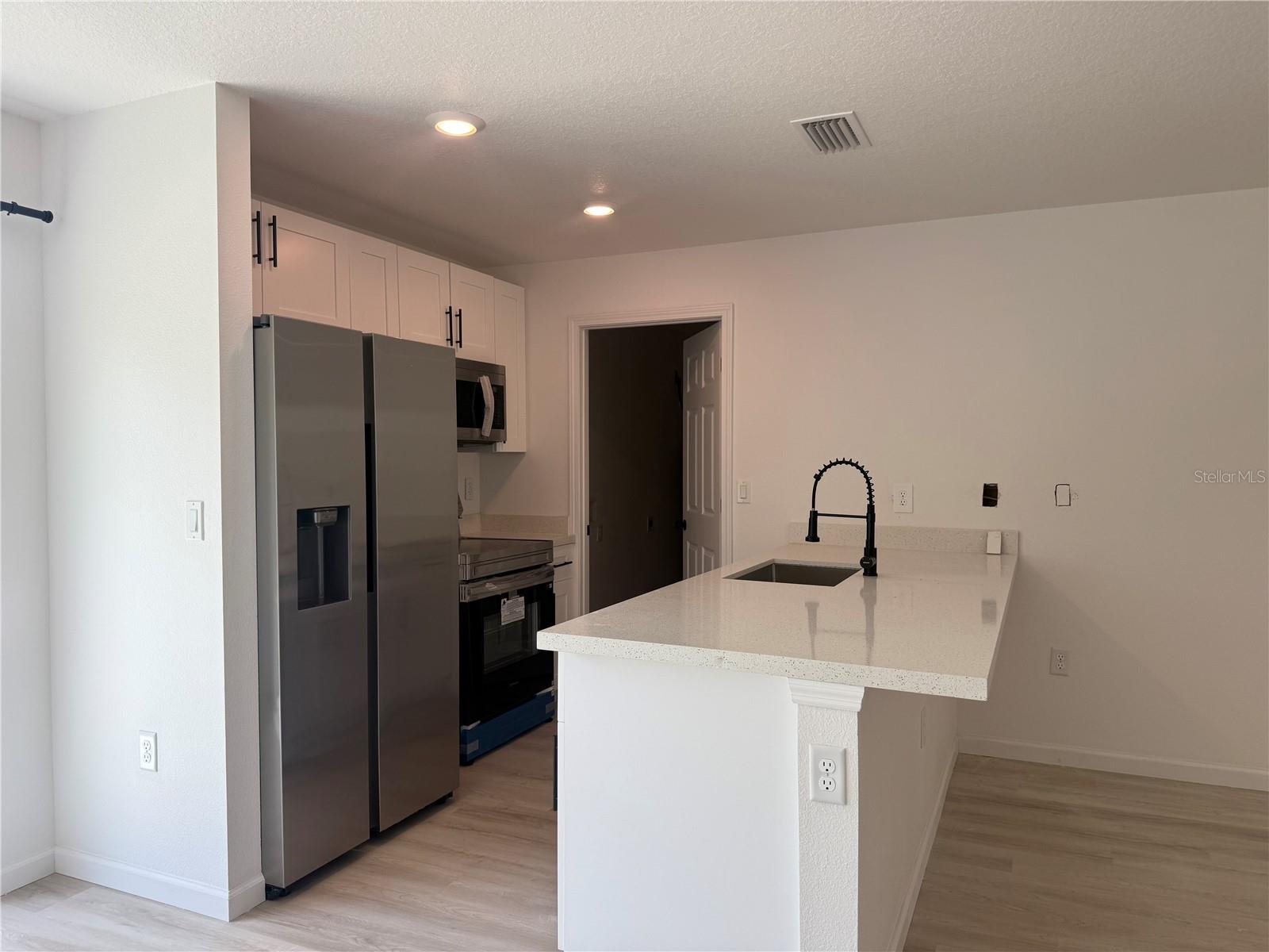 MARION OAKS UN TWELVE - Residential Lease