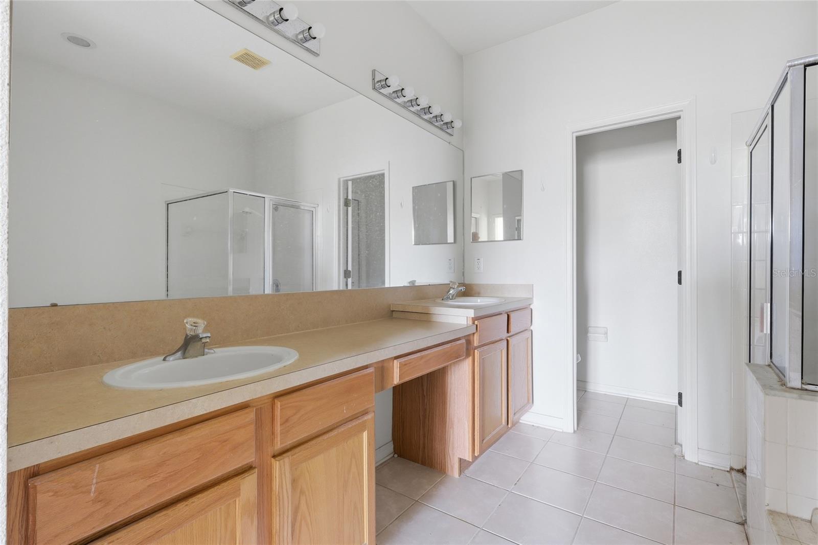 MEADOW POINTE III PH 1 UNIT 1C1 - Residential