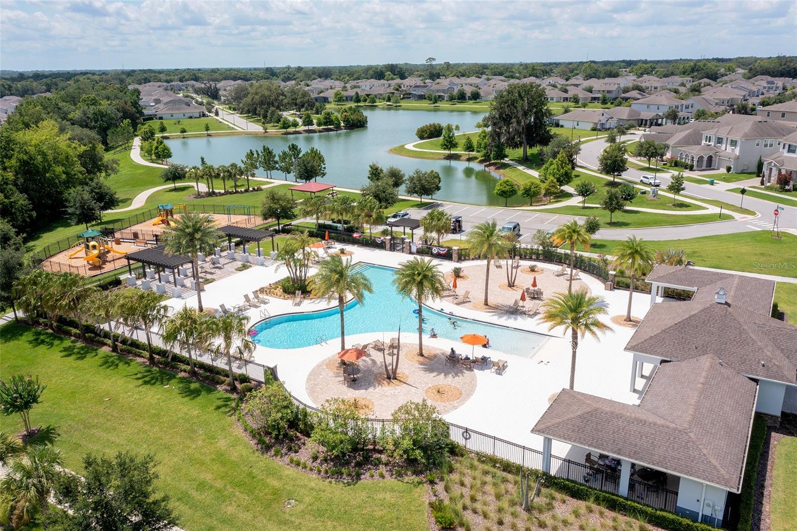 TUSKAWILLA CROSSINGS PH 1 - Residential