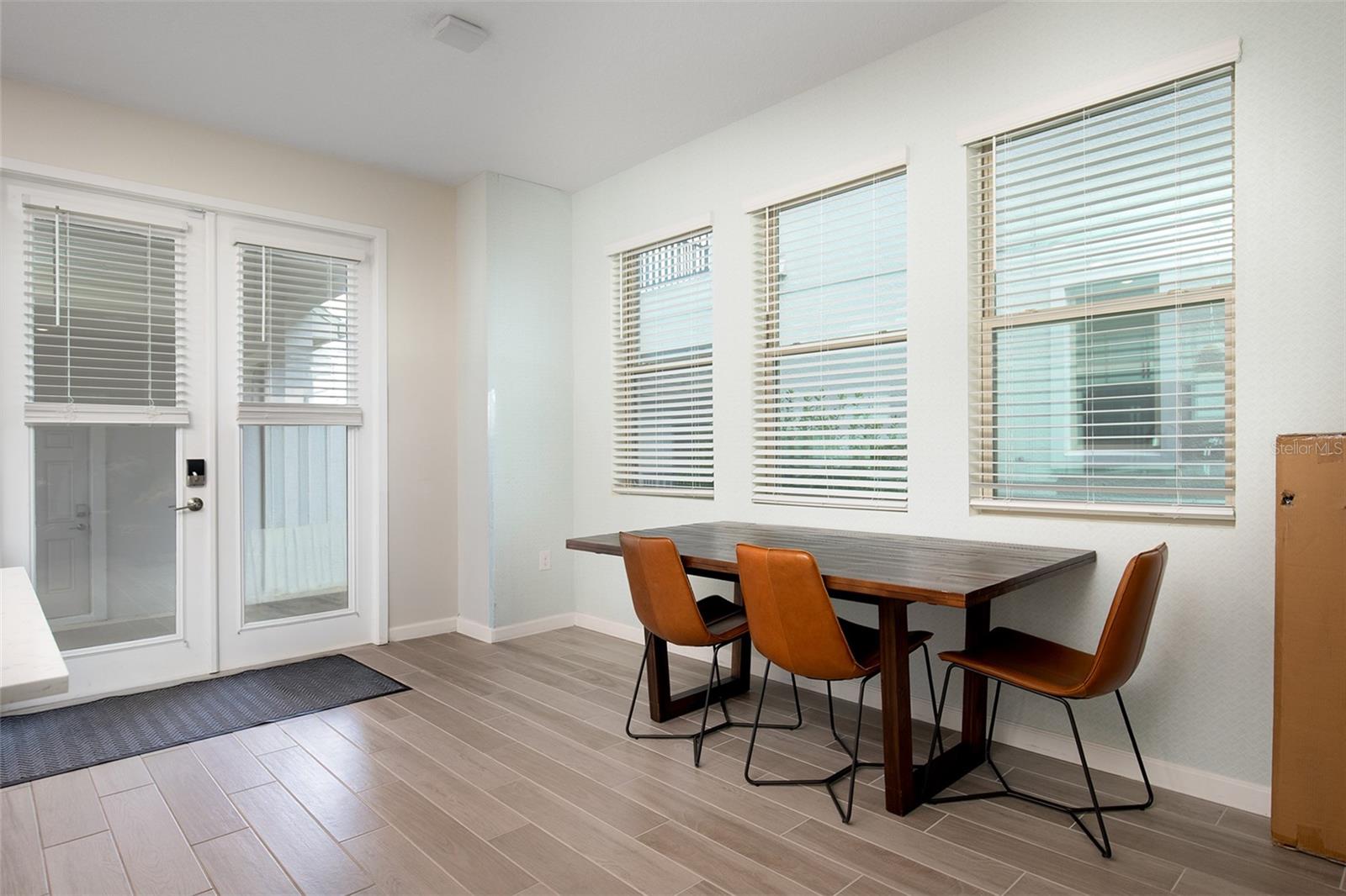 TUSKAWILLA CROSSINGS PH 1 - Residential