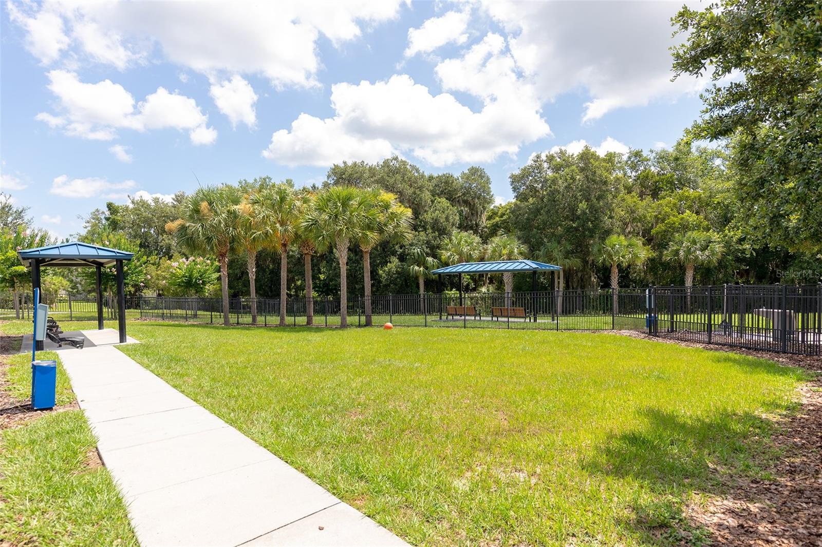 TUSKAWILLA CROSSINGS PH 1 - Residential