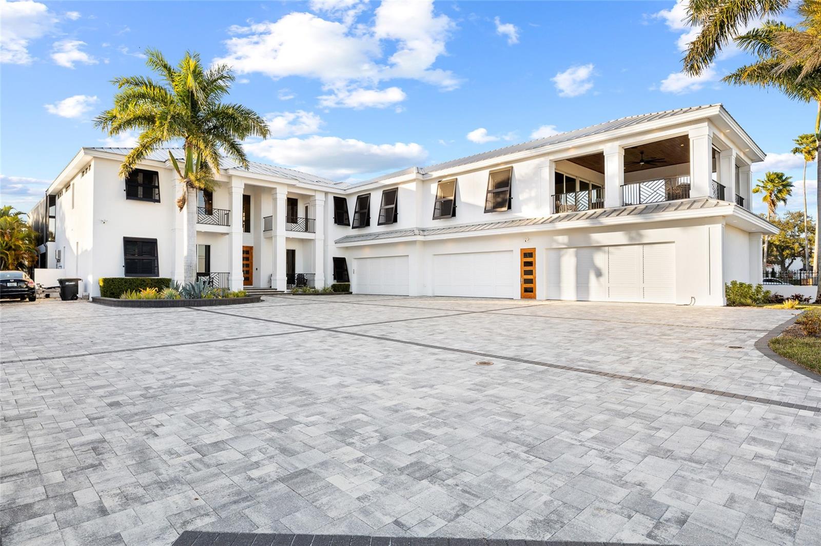 BONITA VISTA - Residential