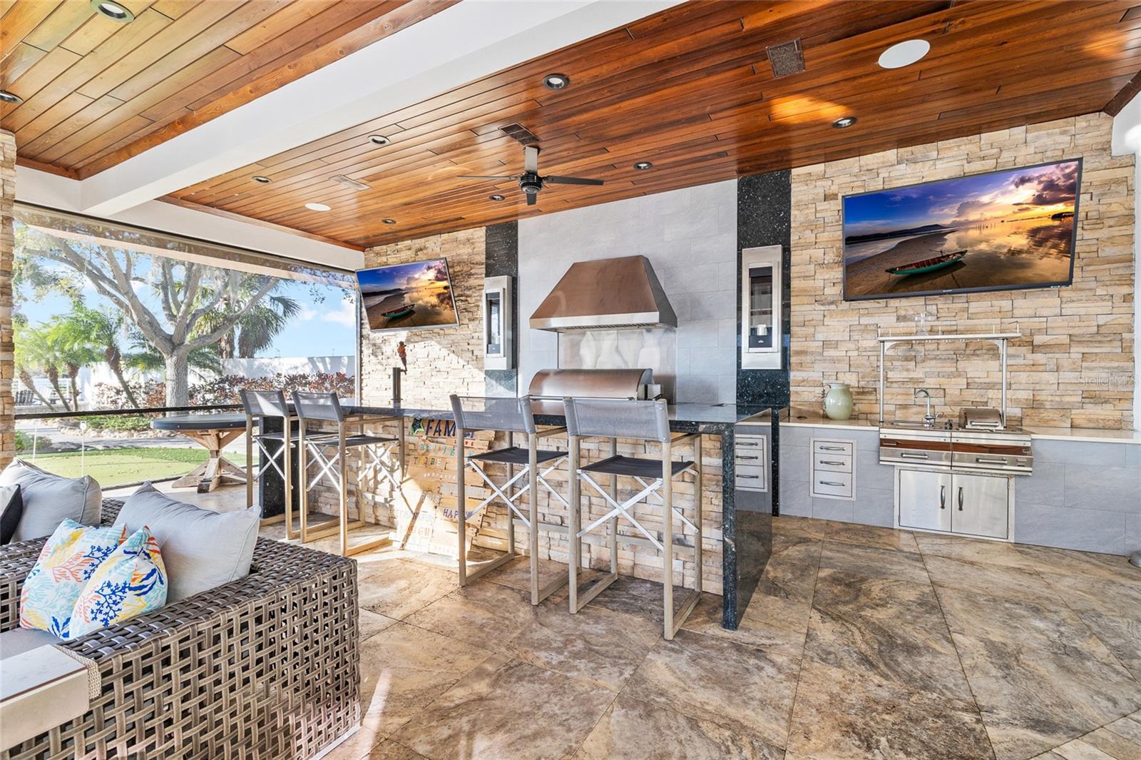 BONITA VISTA - Residential