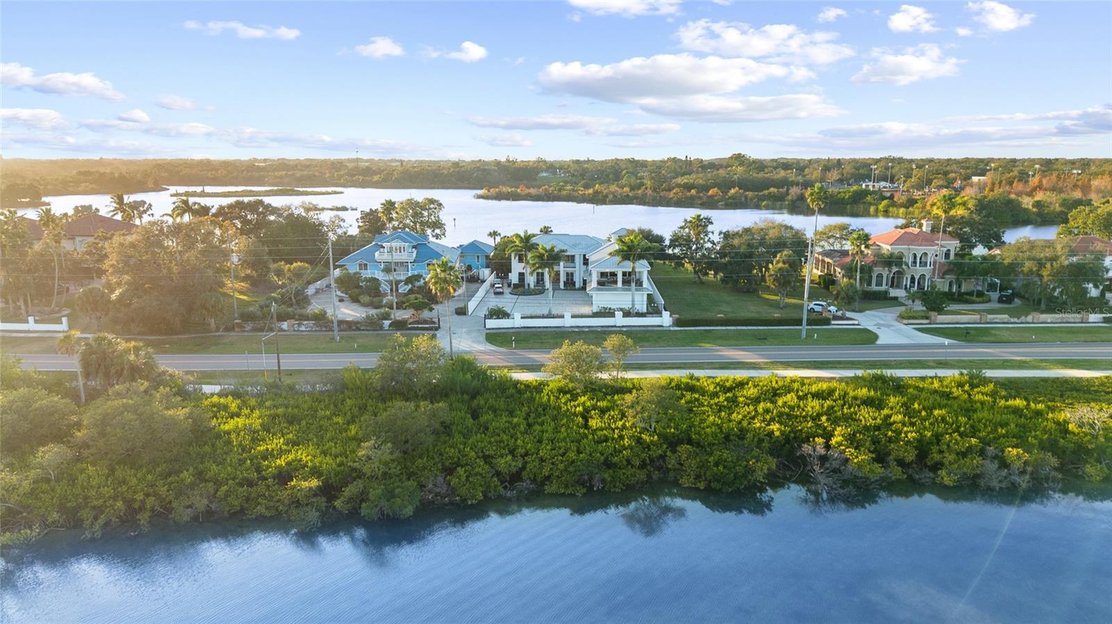 BONITA VISTA - Residential