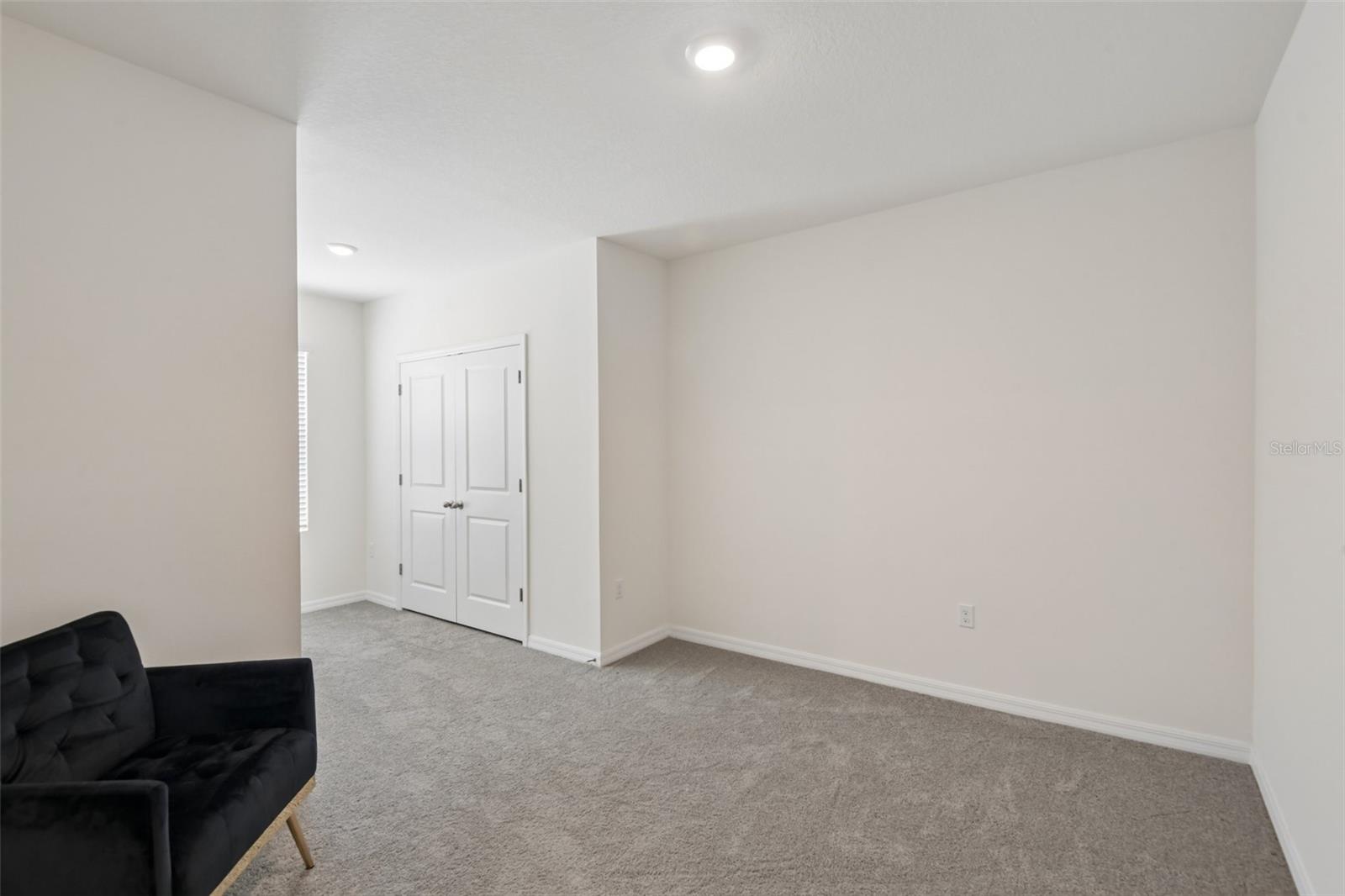 SUMMERSTONE - Residential