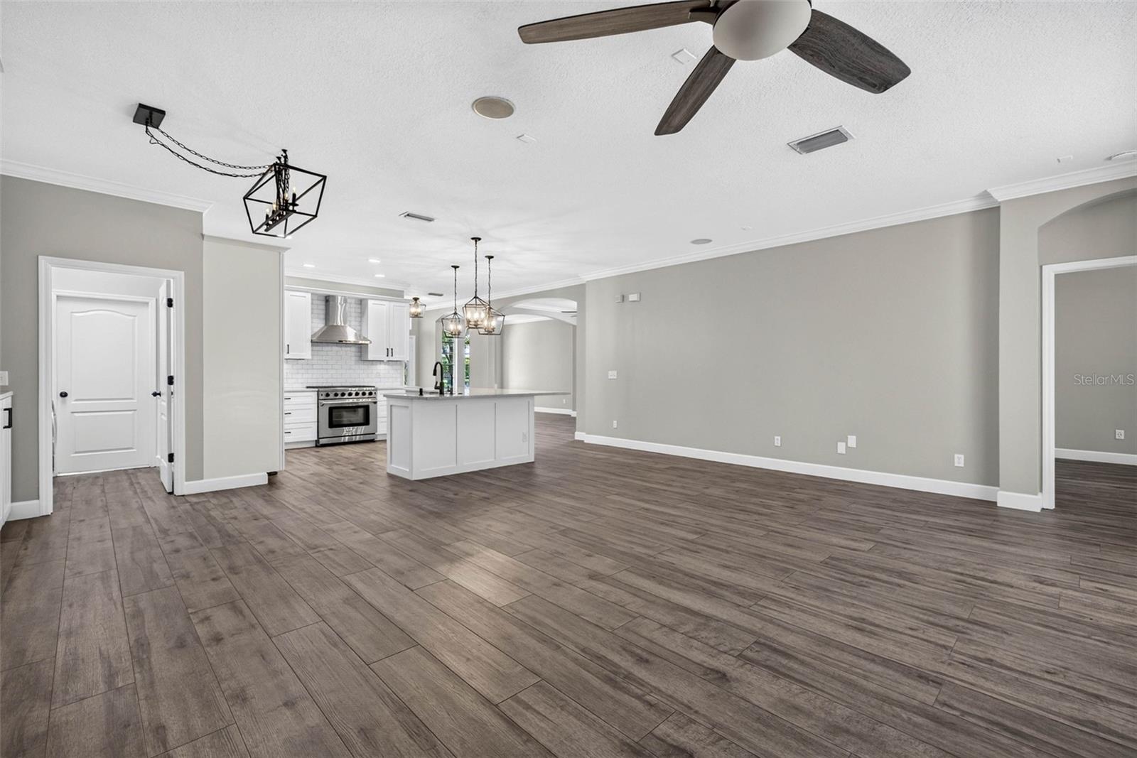 FISHHAWK RANCH PH 2 PRCL - Residential