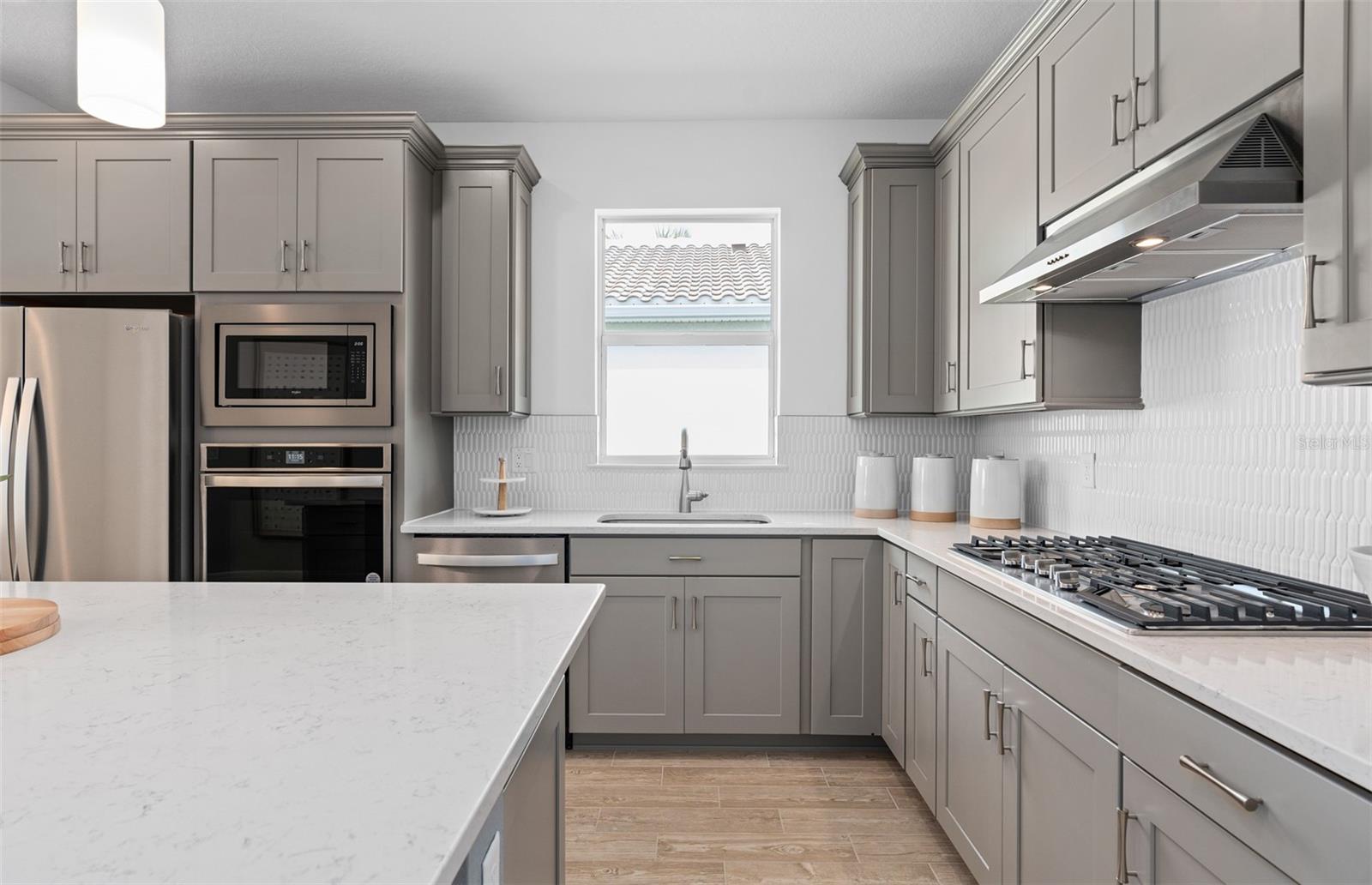 DEL WEBB LAKEHAVEN - Residential