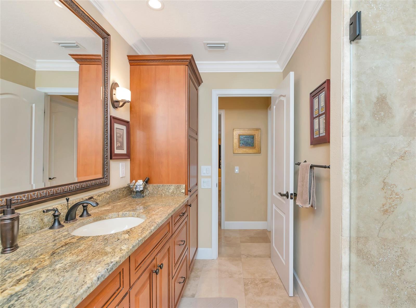 SOUTHBAY YACHT & RACQUET CLUB - Residential