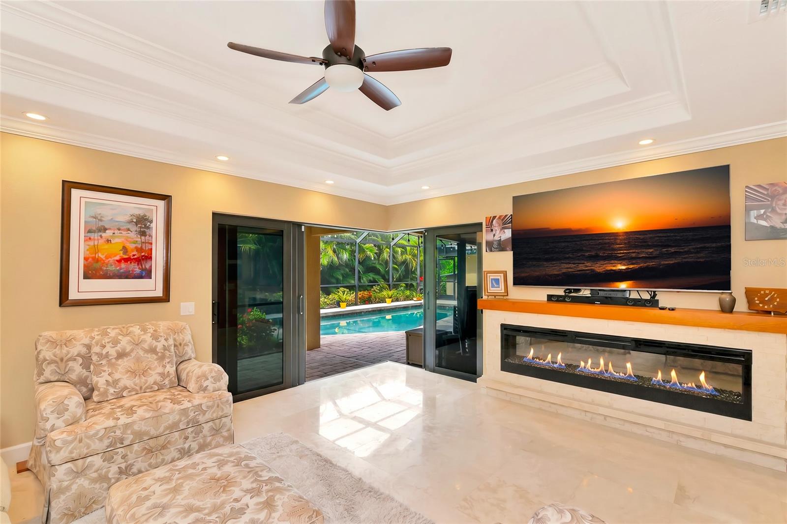 SOUTHBAY YACHT & RACQUET CLUB - Residential