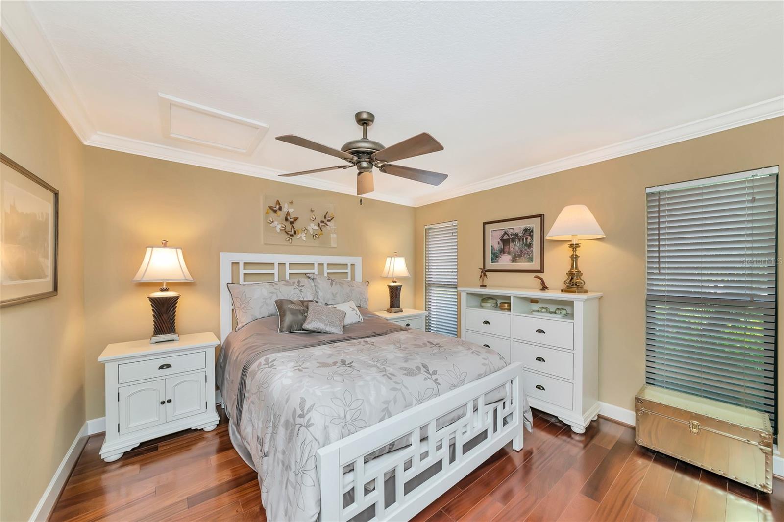 SOUTHBAY YACHT & RACQUET CLUB - Residential